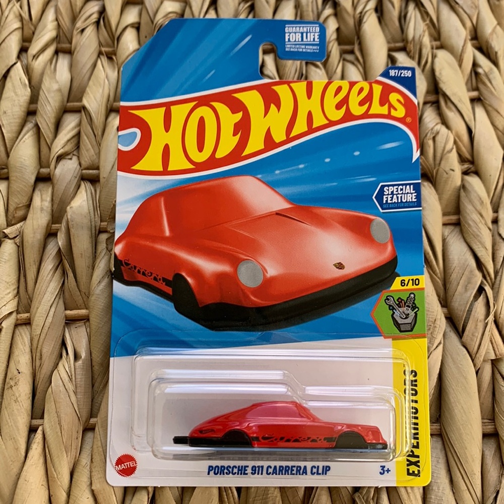 Hot Wheels Porsche 911 Carrera Clip Red Car Key Keychain Hotwheels 2025 New